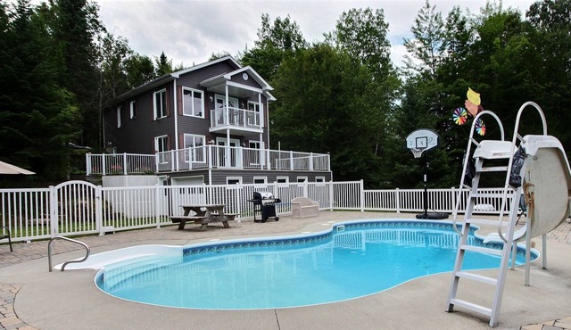 Chalet Domedani Cabin sur le lac