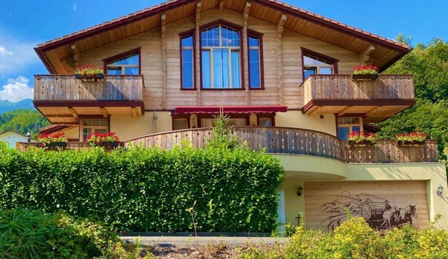 Chalet "Doodle's Chalet" with sauna