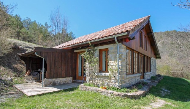 Chalet du bois d'Estève, baronnies provençales