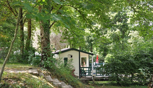 Chalet 'Du Moulin Du Châtain 3' with Shared Pool, Private Terrace and Shared Garden