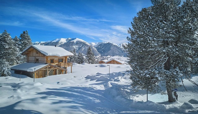 Chalet Escapade - Family-friendly chalet in the Pyrenees - OVO Network