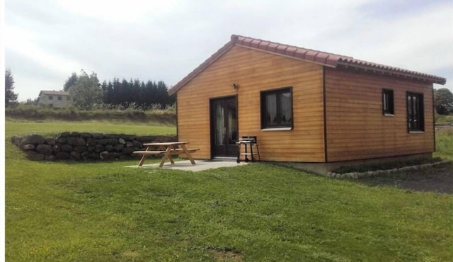 Chalet en Bois à la Campagne