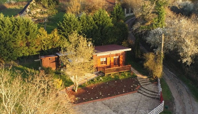 Chalet et Jacuzzi au Cœur du Nivernais