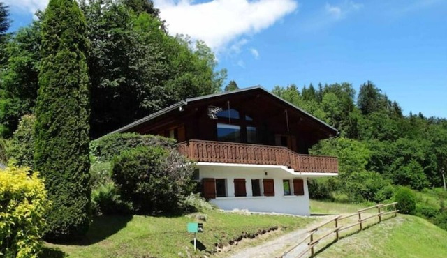 Chalet Familial Avec Grande Terrasse à Morillon
