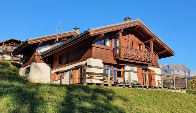 Chalet Familial Face au Mont Blanc