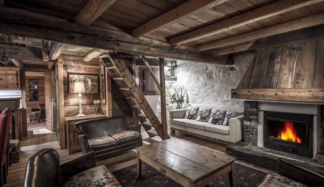 CHALET FARM FRUITIERE 200m from ski lift Peisey Vallandry