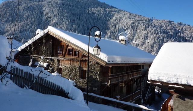CHALET FARM LA LAITERIE 200m walking to ski lift Peisey-Vallandry PARADISKI