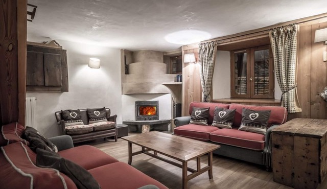 CHALET FARM TANNERIE sauna fireplace 200m walking to ski lift Peisey-Vallandry