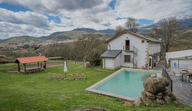 Chalet 'Finca El Aguilojo' with Private Pool, Private Terrace and Wi-Fi