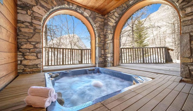 Chalet, fitness, terrace, fireplace or stove, parking, tv, ski locker, 200m², Val d'Isère