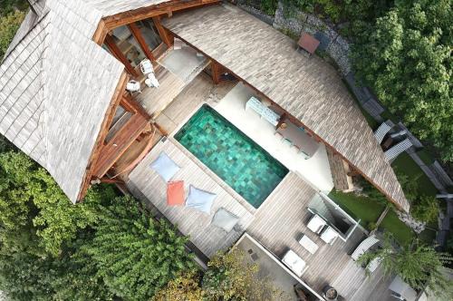 Chalet FLOCON Serre Chevalier cinéma sauna jaccuzi, piscine été