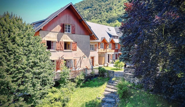 Chalet for 15 people | Incredible view, Terraces & Gardens near St Lary