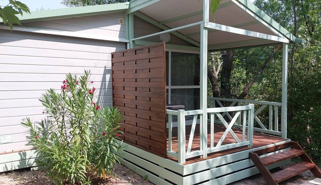 Chalet for 2 with Terrace - Access Ramp