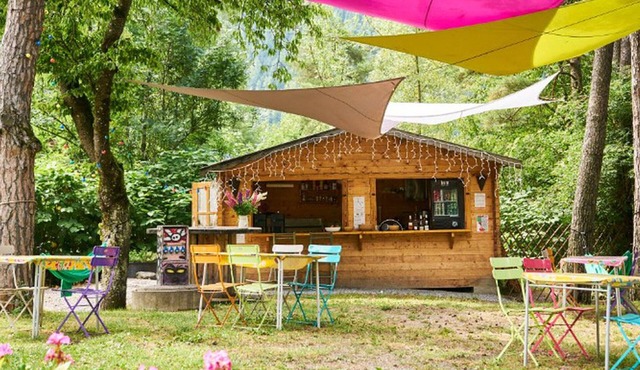 Chalet for 5 people with terrace in Séez