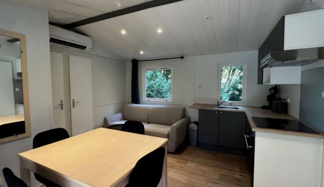Chalet for 6 with Terrace and Equipped Kitchen