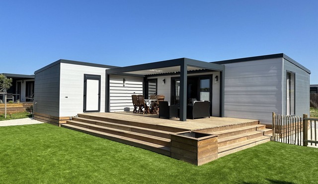 Chalet for 6 in a residence with swimming pool