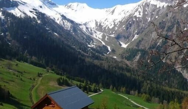 Chalet for rent in Villard Reymond, Parc National des Ecrins.