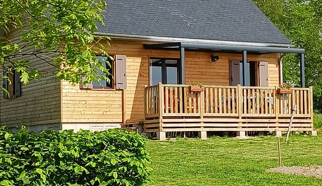 Chalet en Campagne Corèzienne Avec Piscine et vue Panoramique