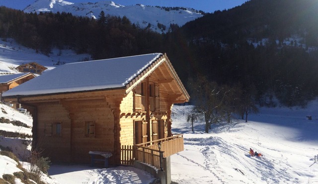 Chalet Aravis between La Clusaz and Lake Annecy