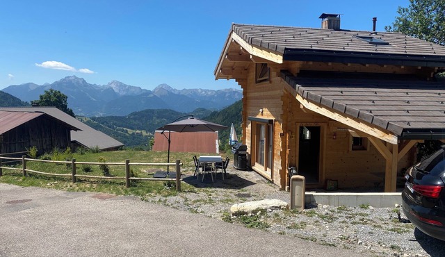Chalet Dans les Aravis 1200 m Daltitude Avec spa Priver