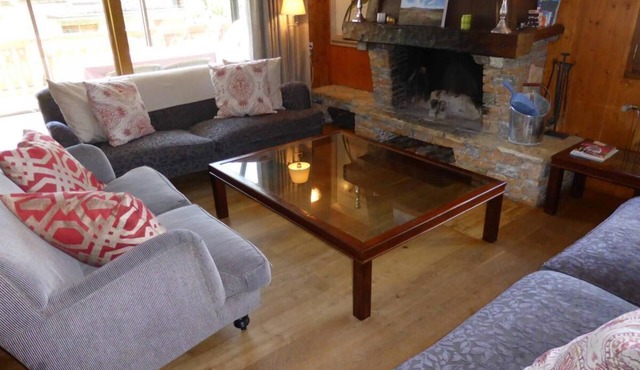 Chalet, view mountain, sauna, fireplace or stove, parking, tv, ski locker, 360m²