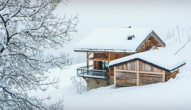 Chalet Monte Cinto - Contemporary decor and panoramic views - OVO Network