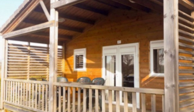 Chalet with Terrace for 6 People, 3 Bedrooms