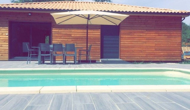 Chalet 8 people countryside in Périgord Swimming pool