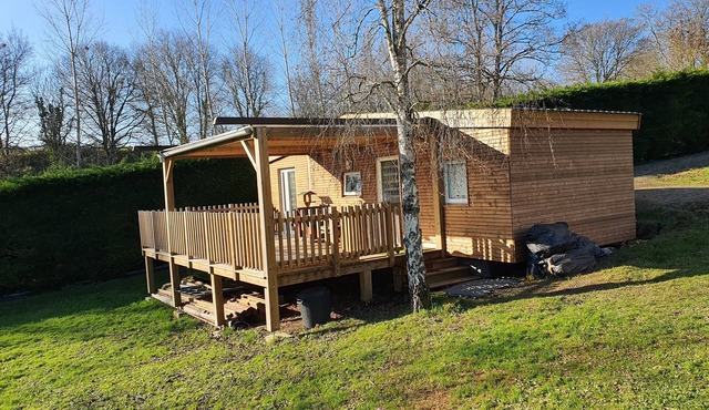 Chalet with terrace at the gateway to Green Venice