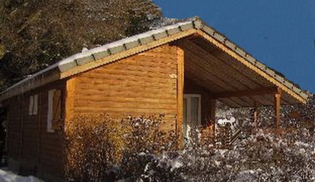 Chalet sleeps 6, lovely mountain view, relaxing, invigorating air, sunshine