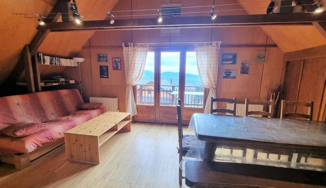 Chalet for 5 with balcony, pets allowed, garage, Chaillol 1600