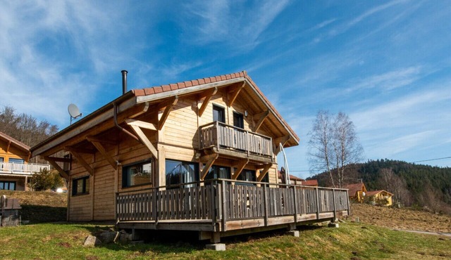 Chalet Gérardmer-Xonrupt-Longemer plein sud 10 personnes Wifi SPA Jacuzzi Sauna
