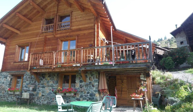 CHALET GROUND FLOOR 2 a 6 Per MOLINES EN QUEYRAS center