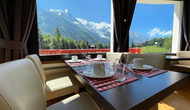 Chalet Hôtel La Sapinière