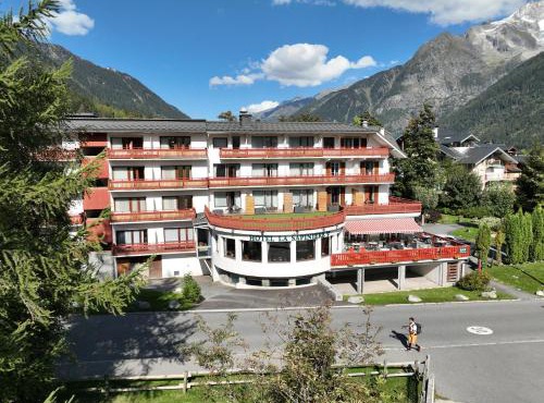 Chalet Hôtel La Sapinière