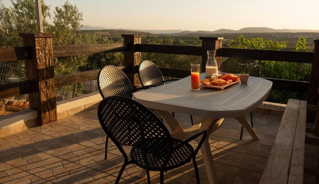 Chalet 'Hermosa Vista' with Mountain View, Private Pool and Wi-Fi