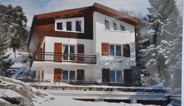 Chalet in Font-Romeu, 1800m altitude, breathtaking views, comfortable for 6 personalize