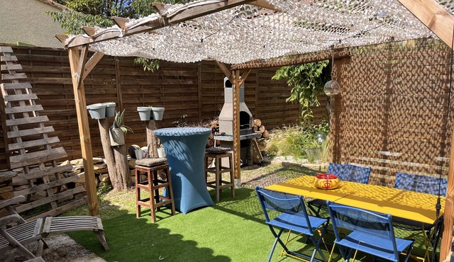 Chalet Idéal Pour Petite Famille ou Amoureux à 20 Minutes de la mer