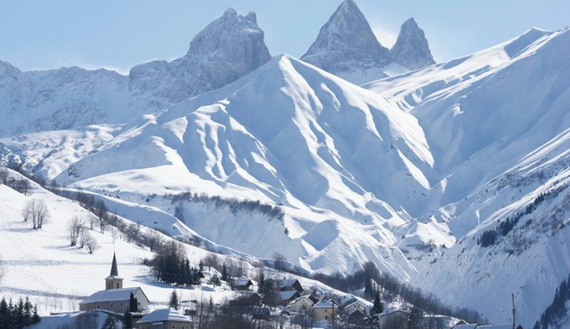 Chalet in the heart of the Sybelles estate, with an exceptional panoramic view