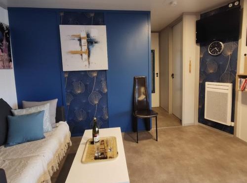 Chalet in Pont L'Abbé near Ile Tudy