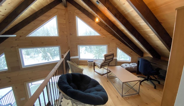 Chalet in the heart of the mountains - 800m from Mont Edouard; 10km from the Saguenay Fjord