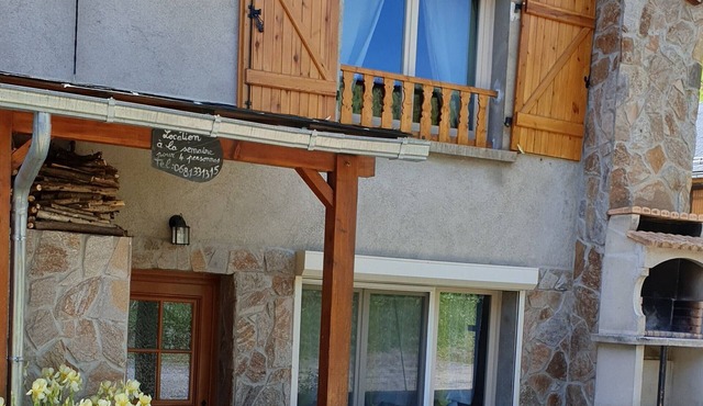 Chalet in the Ariegeoises Pyrenean, with good facilities