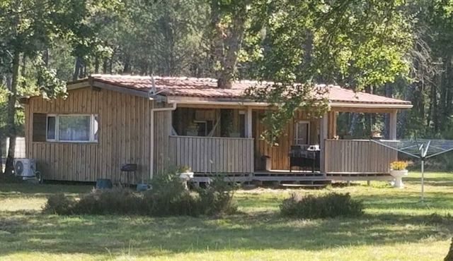 Chalet in the heart of the Landes de Gascogne Regional Nature Park