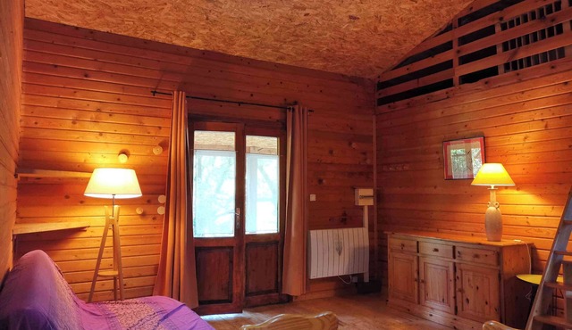 chalet in the nature with swimming-pool and playground