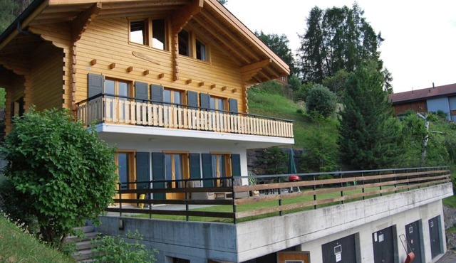 Chalet in Veysonnaz with valley view