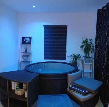 Chalet jacuzzi