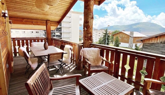 Chalet Jepima ALPE D'HUEZ Apartment 6 people 100m from the slopes with view