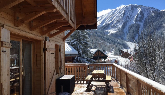 Chalet Jonquille - 12 persons with outdoor Jacuzzi, 6 bedrooms