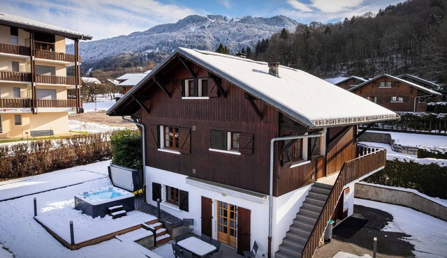 Chalet Jornata - cosy stay 10p for families with games room - OVO Network