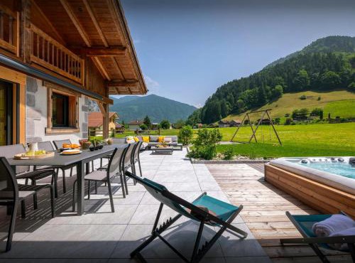 Chalet Julena - OVO Network